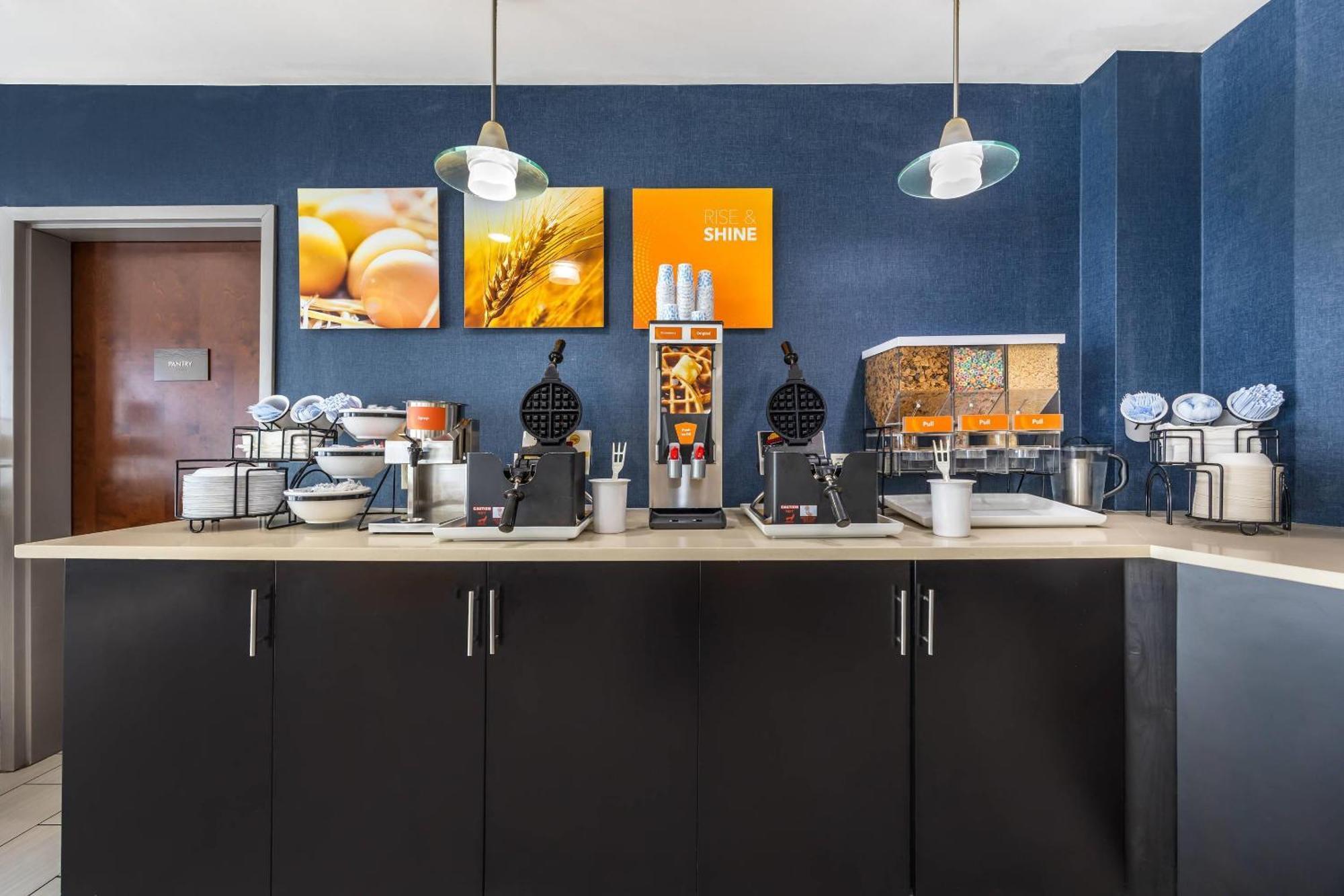 Comfort Inn & Suites Chattanooga West - Lookout Mountain Екстер'єр фото